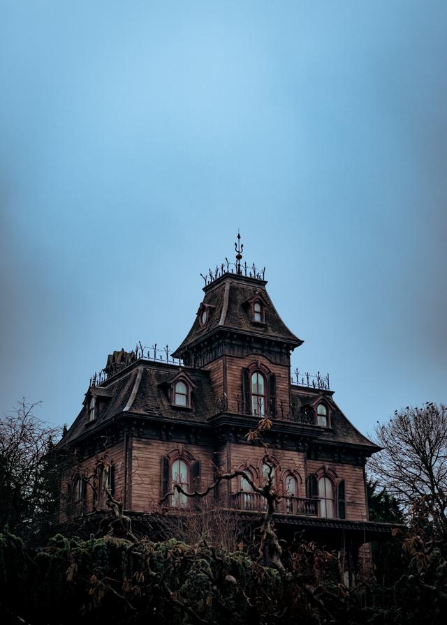 Phantom Manor in Disneyland Paris